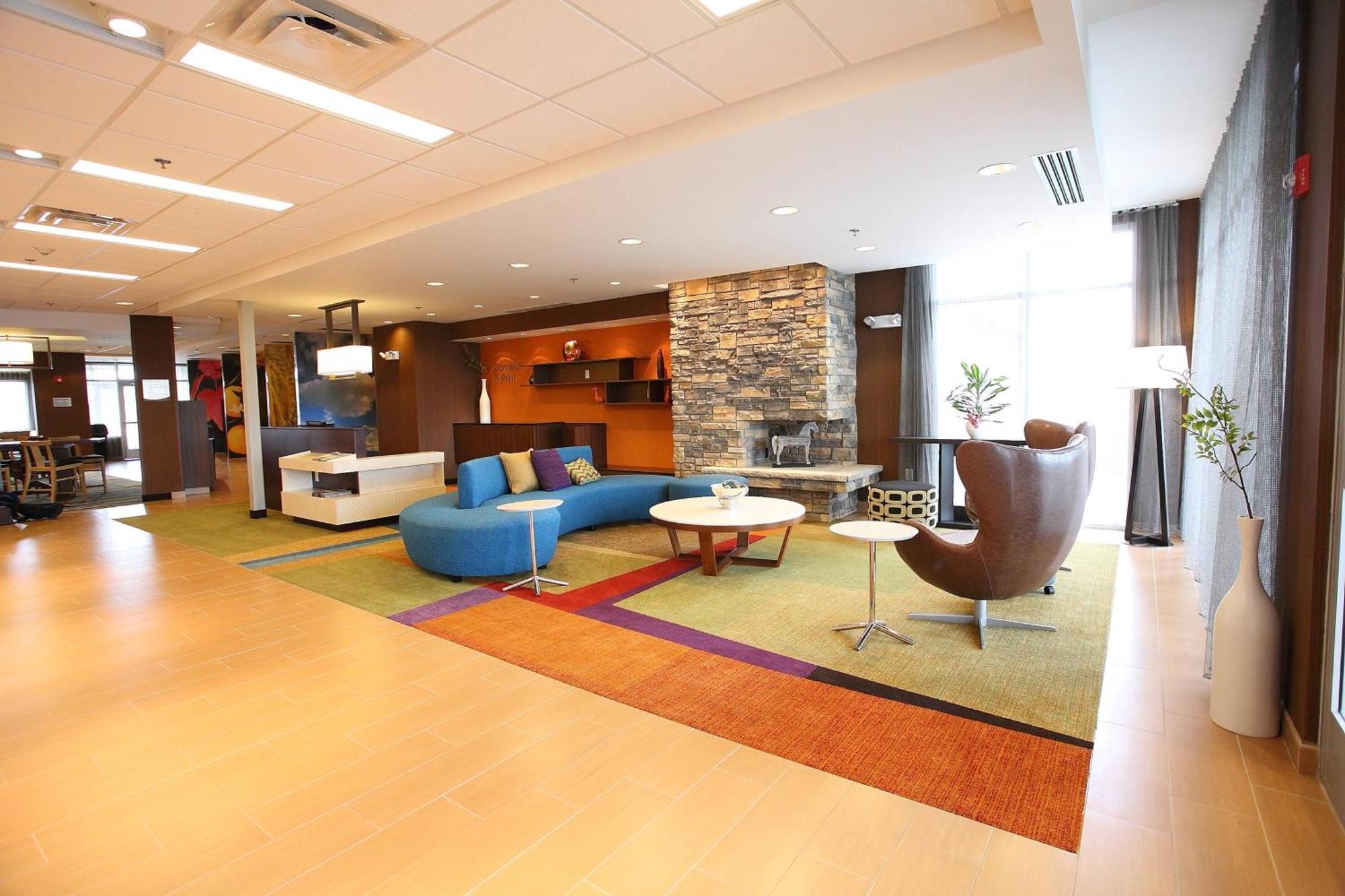 Fairfield Inn & Suites By Marriott East Grand Forks Exterior photo