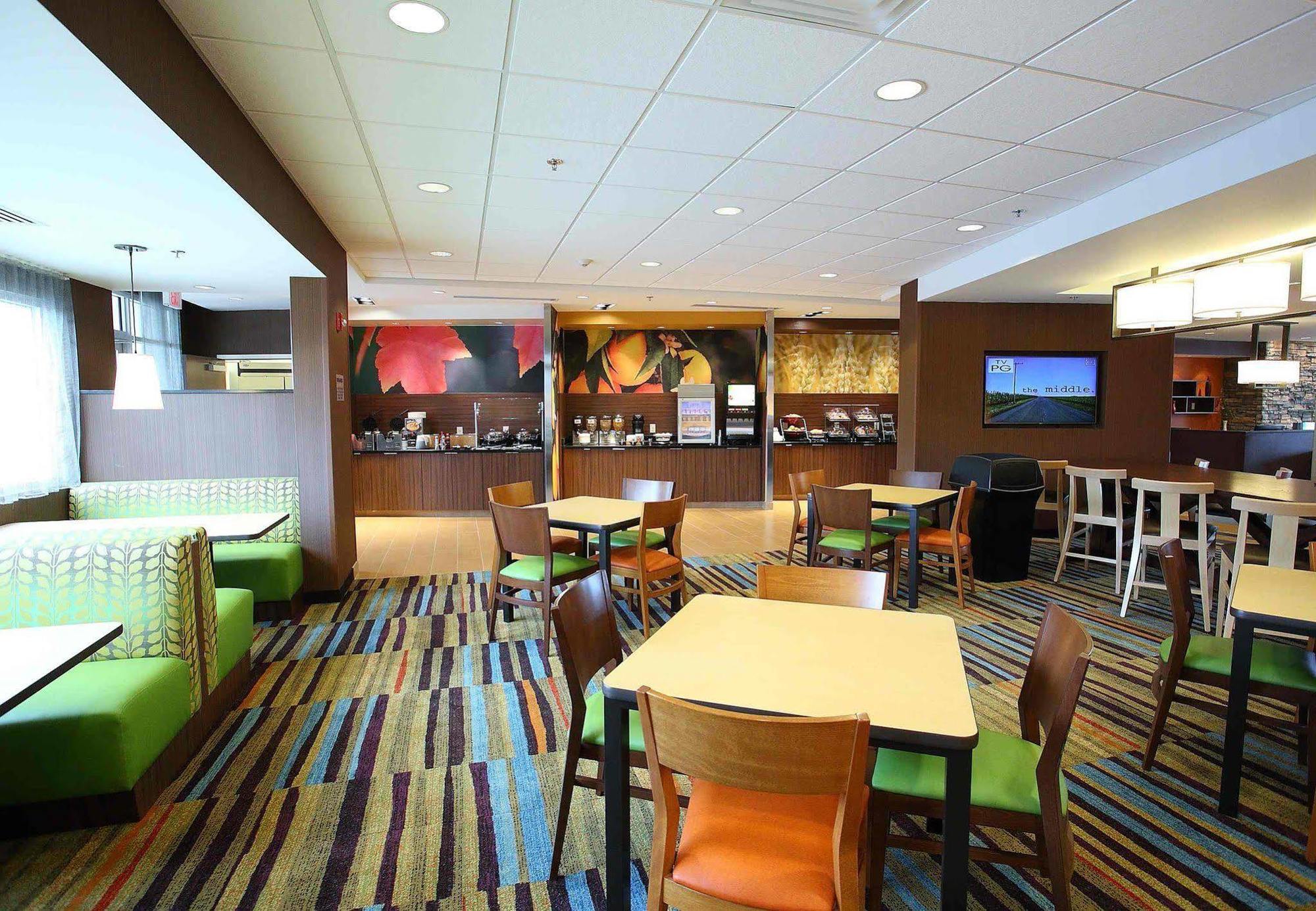Fairfield Inn & Suites By Marriott East Grand Forks Exterior photo